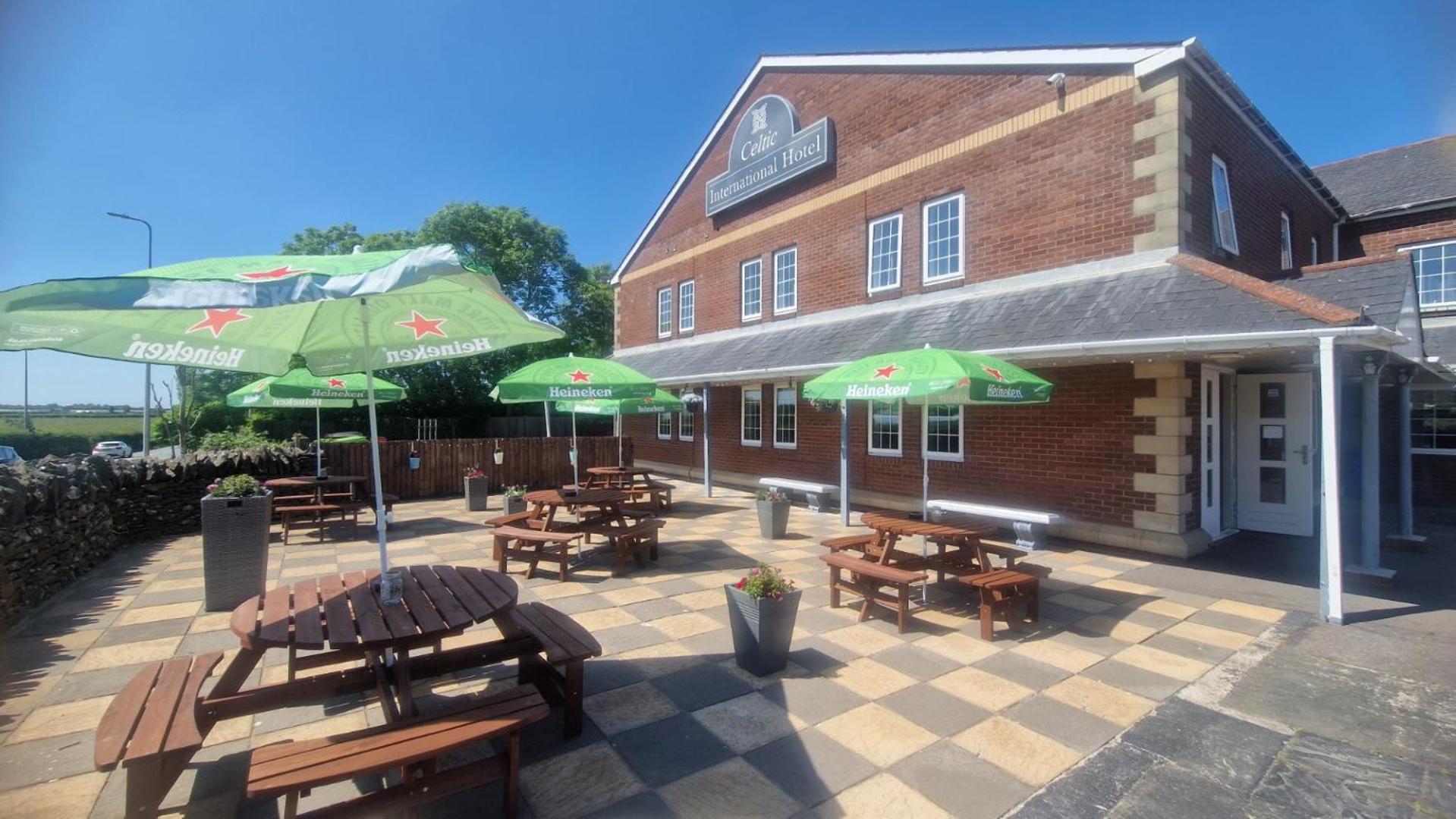 Celtic International Cardiff Airport 3*