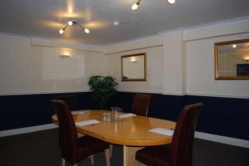 Celtic International Cardiff Airport 3* Barry
