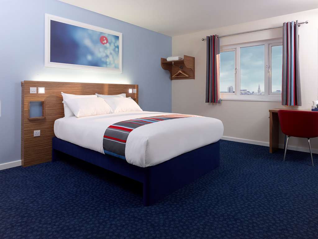 Celtic International Cardiff Airport 3*