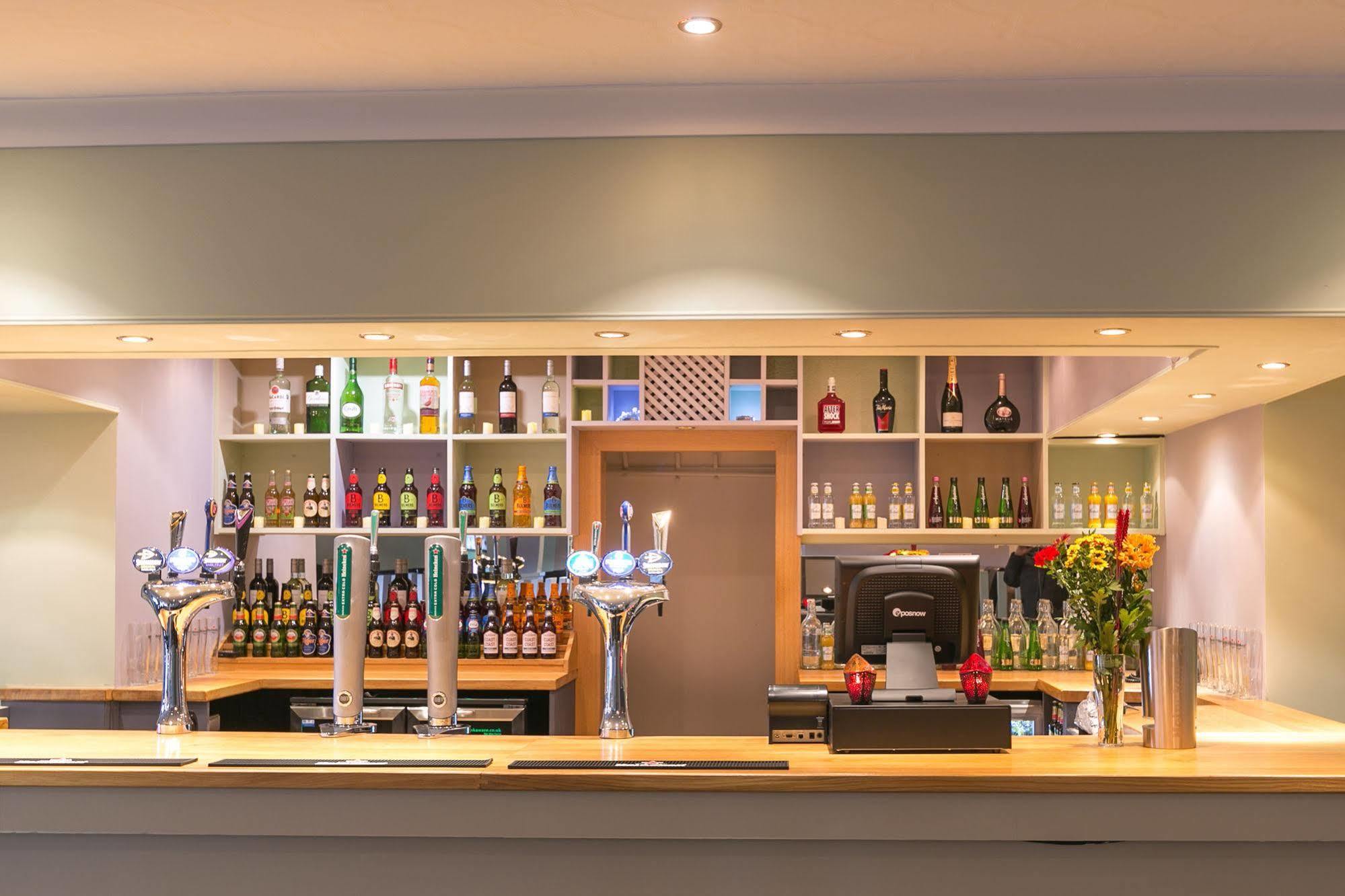 Celtic International Cardiff Airport 3* Barry