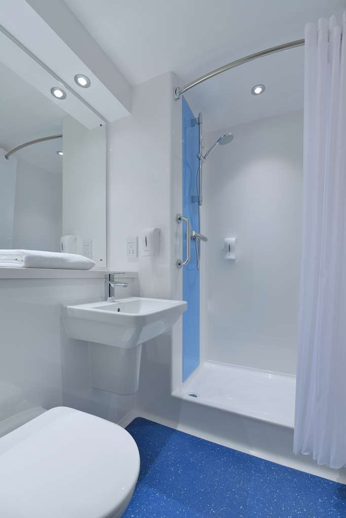 Celtic International Cardiff Airport Hotel 3*